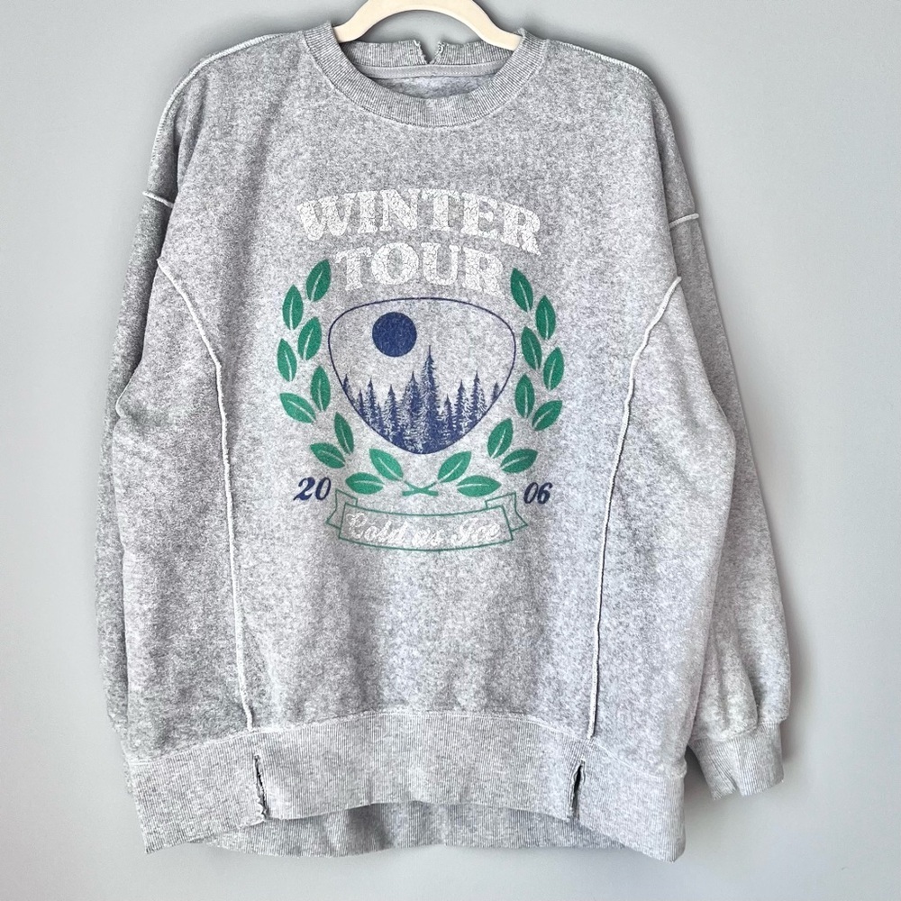 Aerie Graphic Sweatshirt | Heather Gray | XS